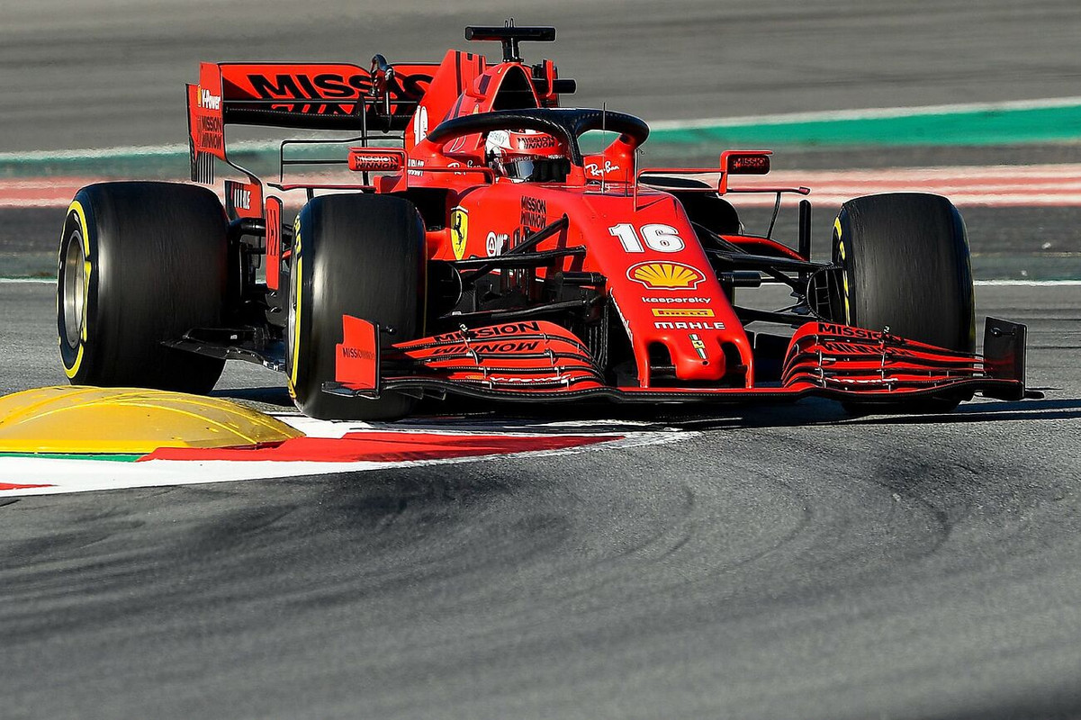 Checo Pérez y Max Verstappen preocupados por Charles Leclerc
