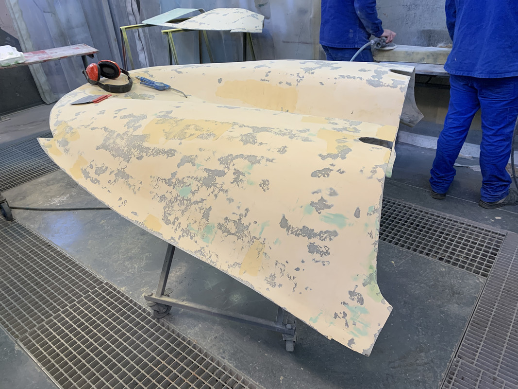 BFFE30B7-4754-4913-A4EF-D693252B998F