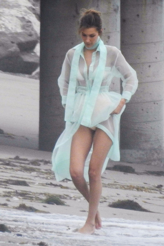 bella-hadid-at-a-photoshoot-in-malibu-05-13-2019-24