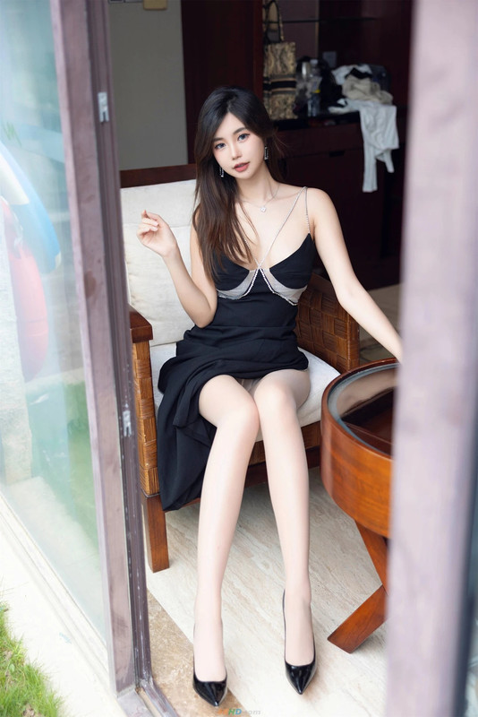 綺裏嘉ula–鄰家小少婦