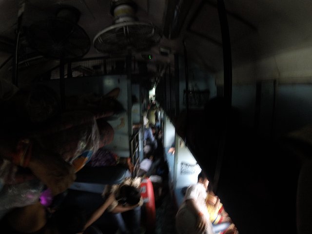 Día 14- Varanasi: Hinduísmo y Budismo en la ciudad sagrada - INDIA Y NEPAL POR LIBRE: 21 INTENSOS DIAS Y UNA TOTAL AVENTURA (8)