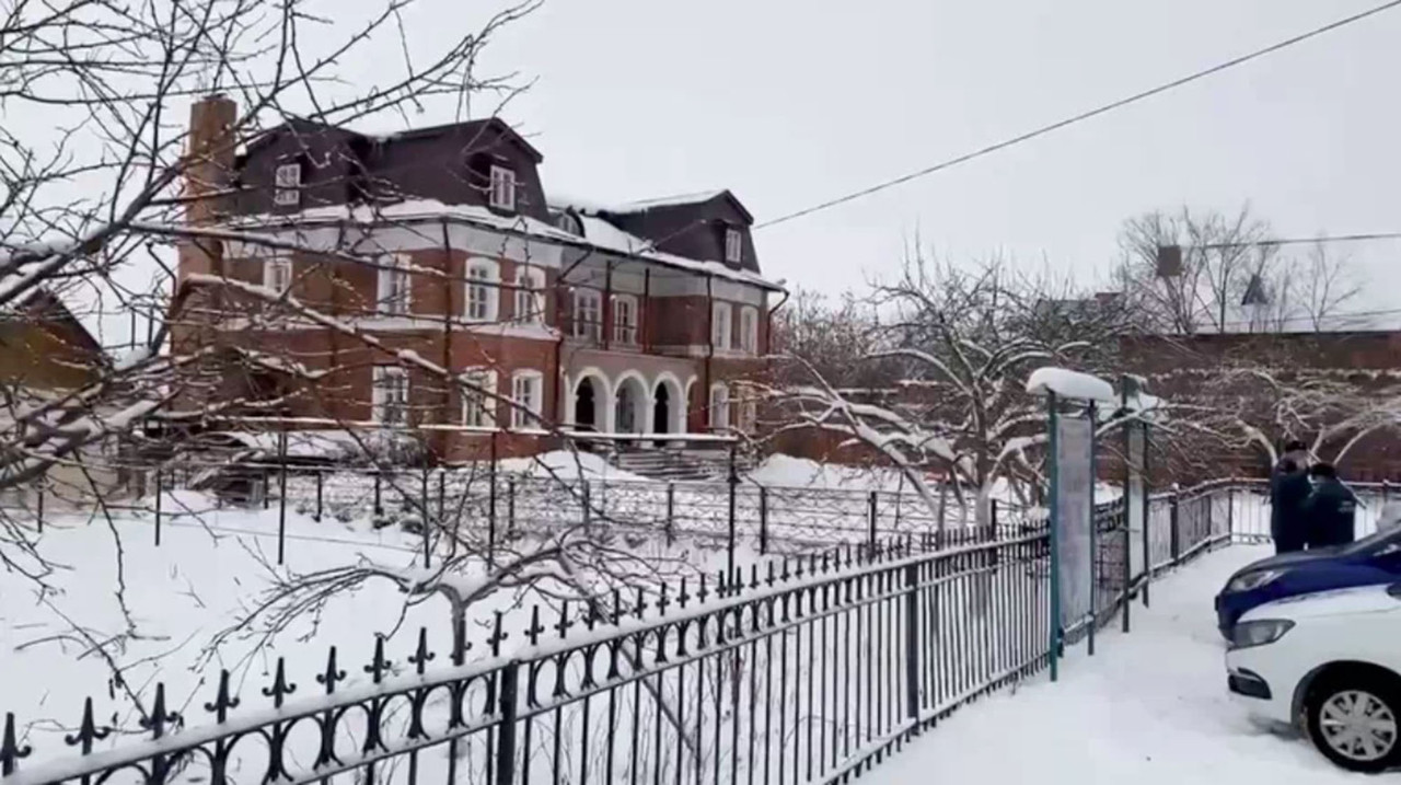 Ex-alumno se suicida haciéndose explotar dentro de una escuela en Rusia