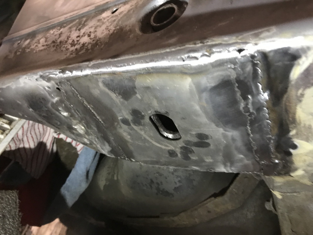 F3938B51-858A-41CF-ADE0-C4B160E5876A