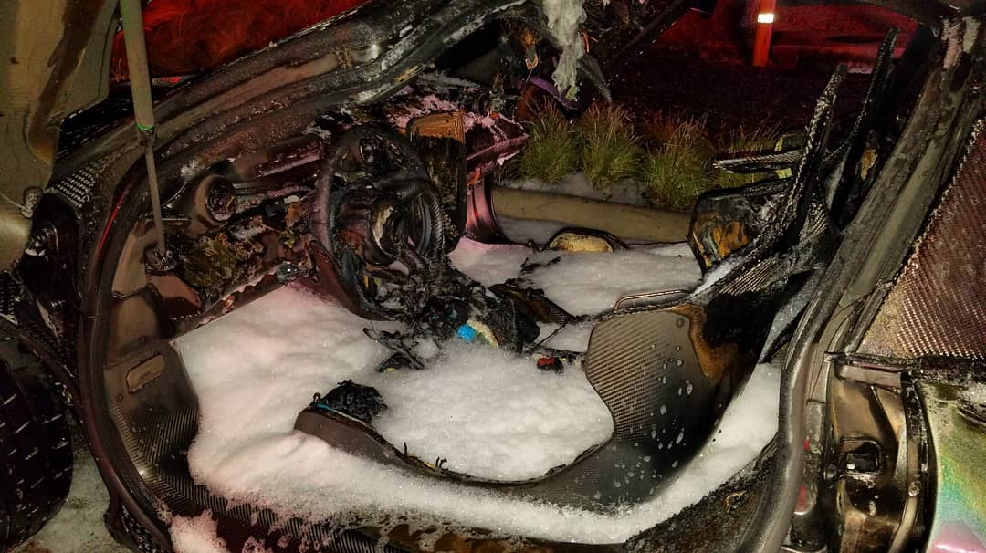 ab30a5f0-mclaren-senna-salomondrin-fire-3