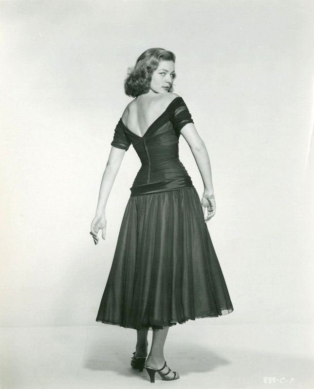 Lauren_Bacall_c39