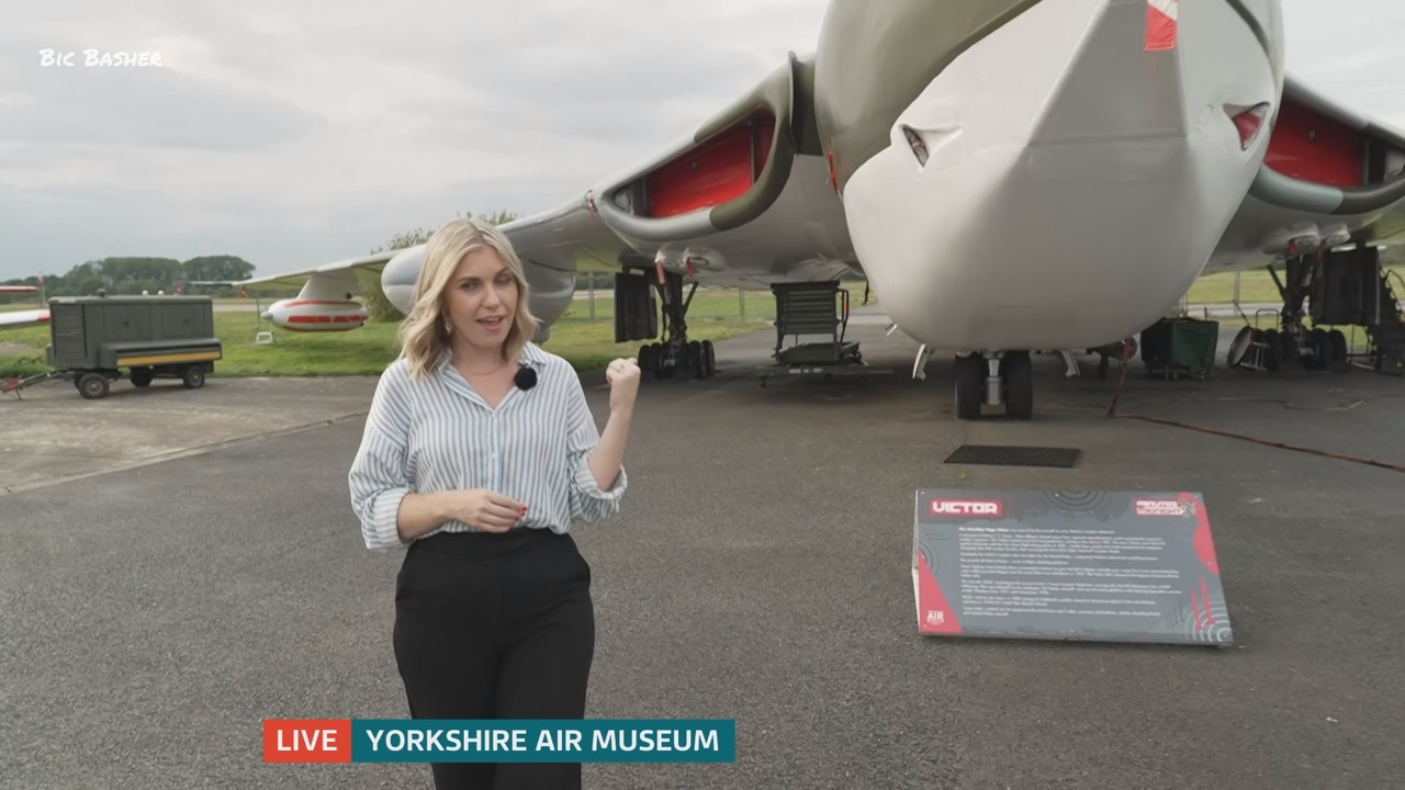 08.11 - 18.00.00 - ITV News Tyne Tees. The new film from Rogue One di....ts_snapshot_22.19.040