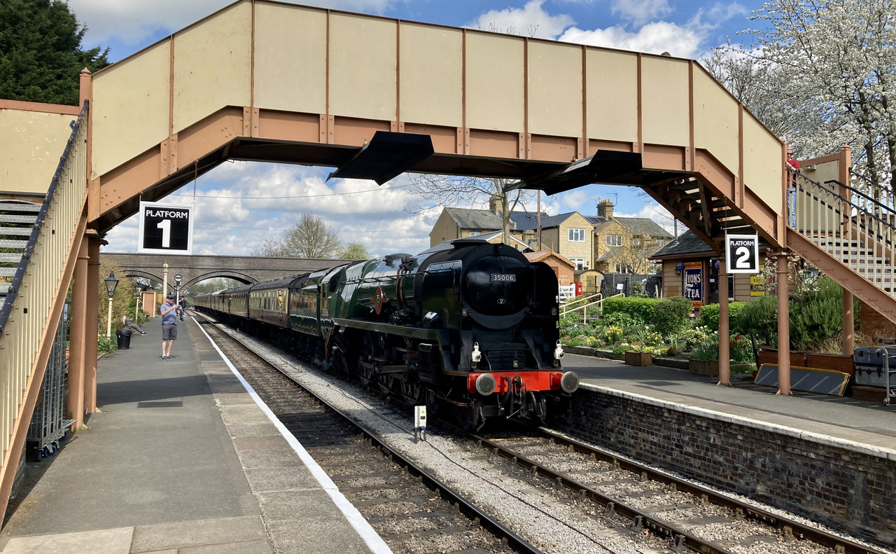 B5DBDCB6-EE6A-40B8-A090-D20372D692C9