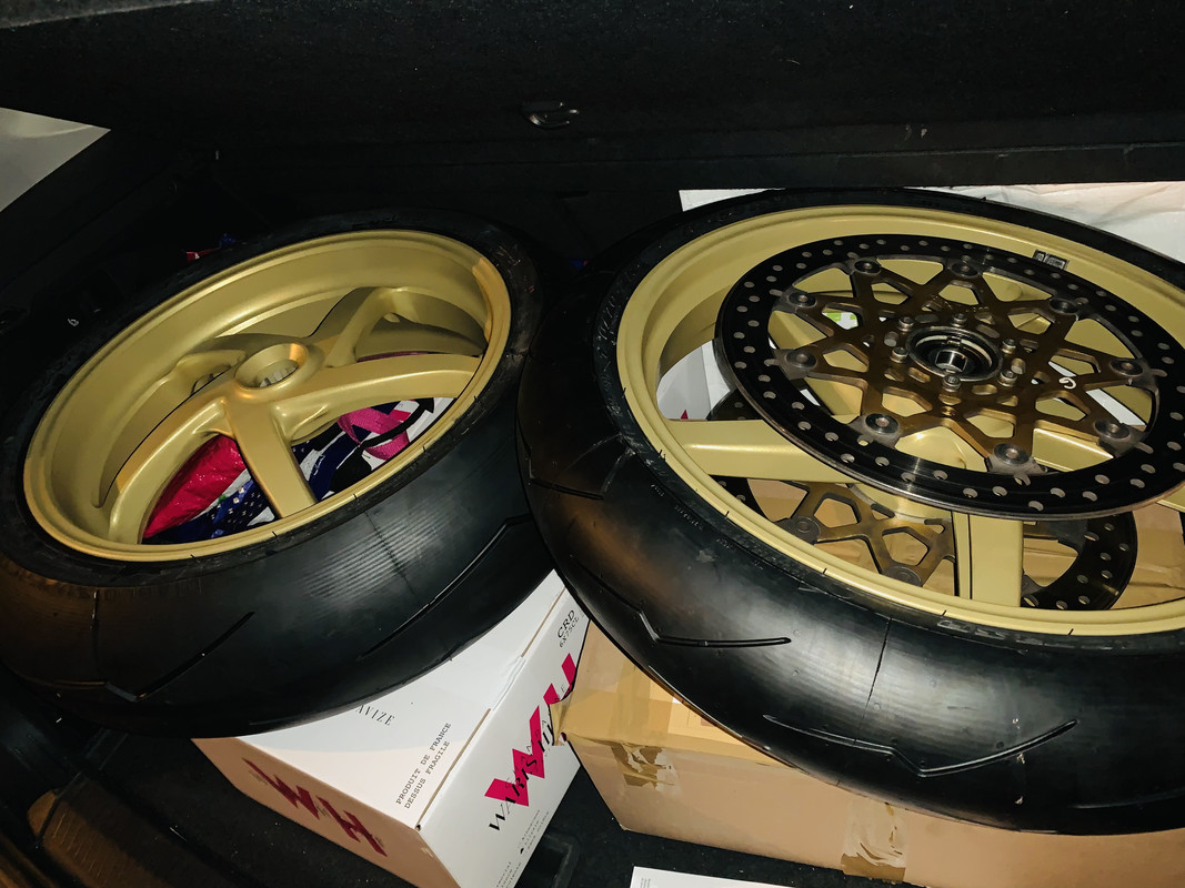 9EB07E55-F6D0-49F9-BE39-91321C84017A