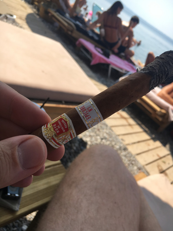 6FF41DDE-F954-43C6-8E69-F9483315BC9D