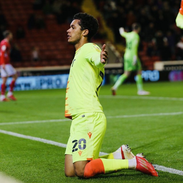 [Image: FAe2d-Cf-X0-A4u-A15.jpg]