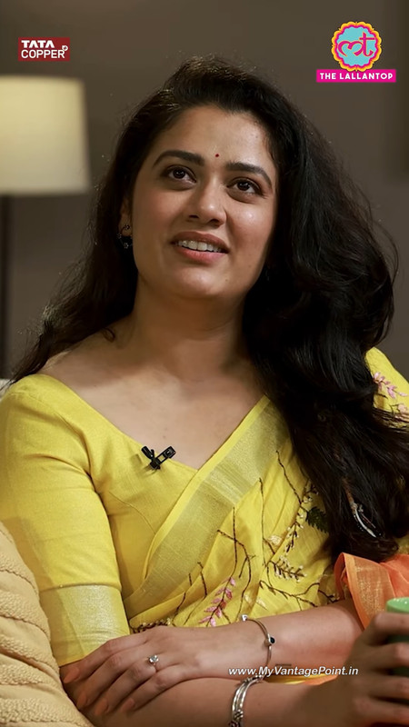 14-Girija-Oak-Godbole-Wallpapers-Photos-HD-Mobile-Photos-My-Vantage-Point