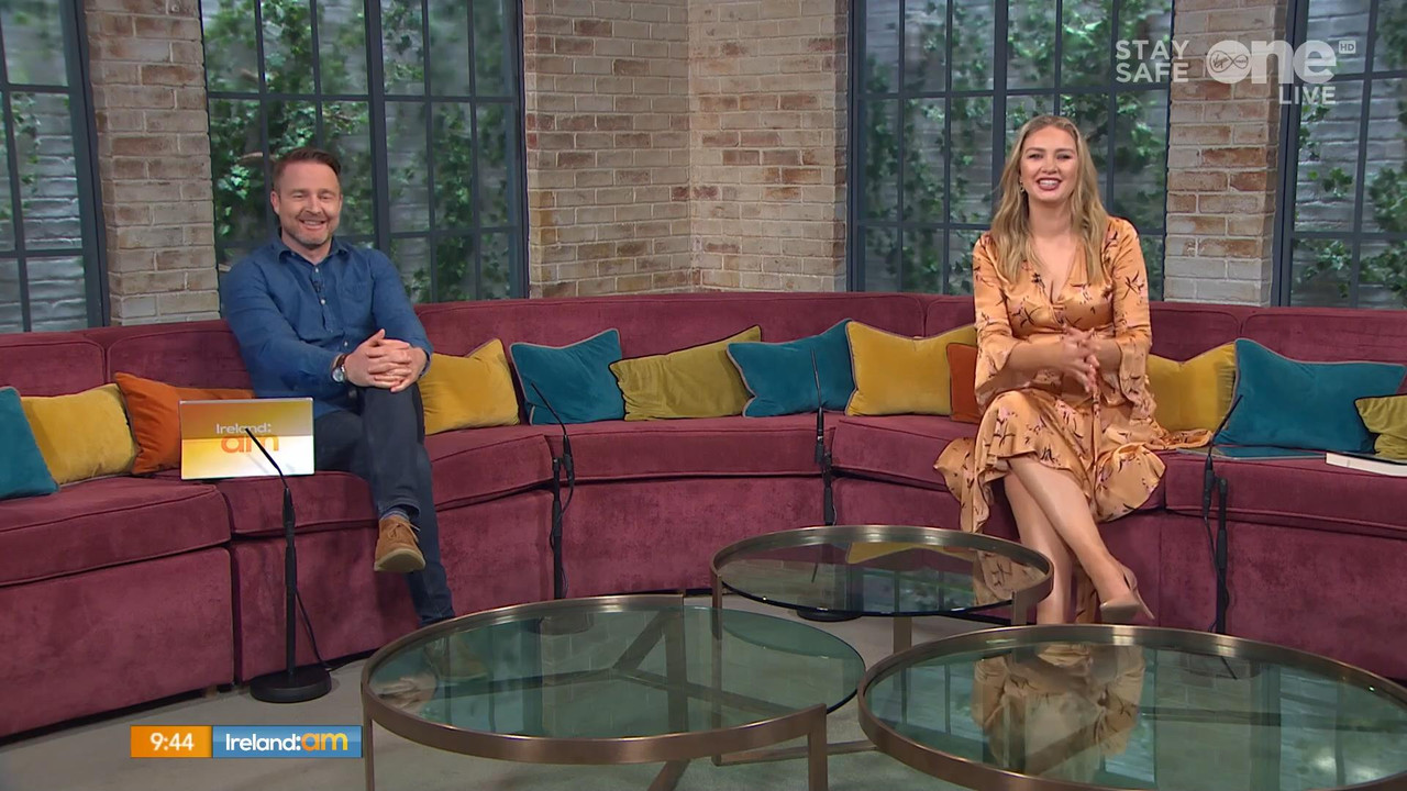 05.22 - 09.00.00 - Ireland AM. With a mixture of lifestyle interviews....ts_snapshot_00.44.48_[2021.
