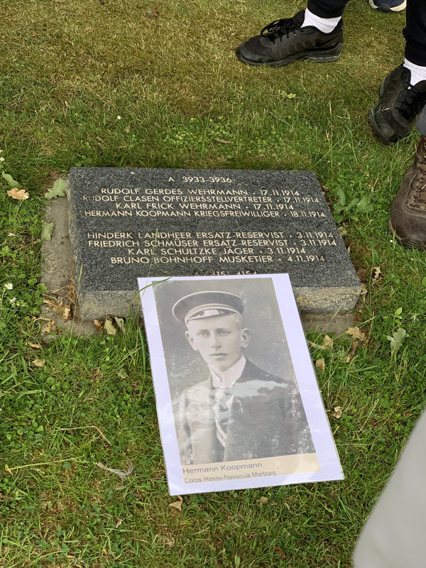 8BD5BC44-0B30-40EC-8D51-42E5B171C2AB