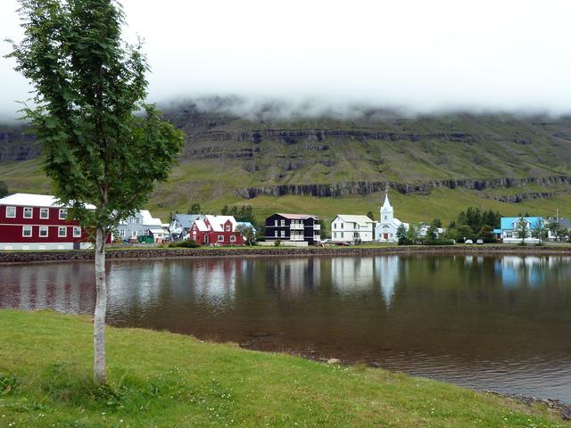 ISLANDIA en 11 DÍAS con 4x4 - Agosto 2016 - Blogs de Islandia - DÍA 5 (14/08/2016) –Djúpivogur - Hengifoss - Seydisfjördur - Egilsstadir (9)