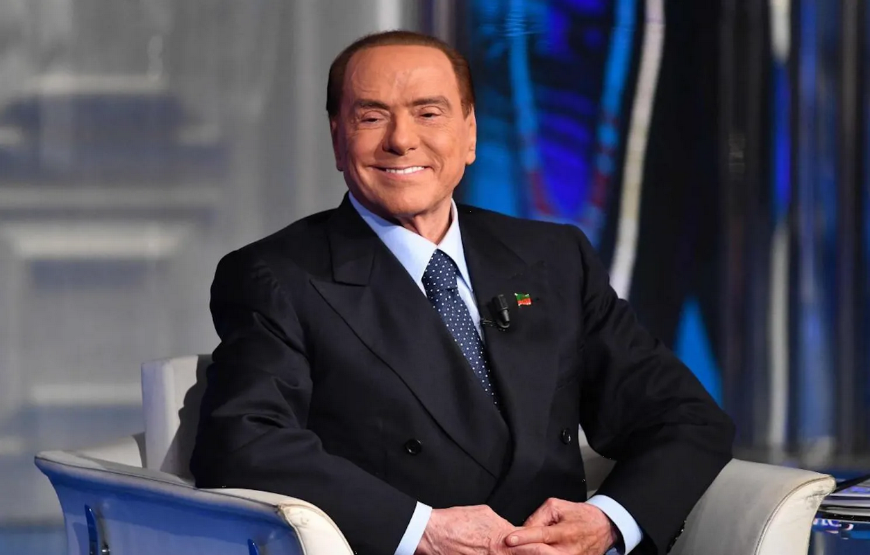 Berlusconi: el Papa y Putin lamentan su muerte; Italia declara luto nacional
