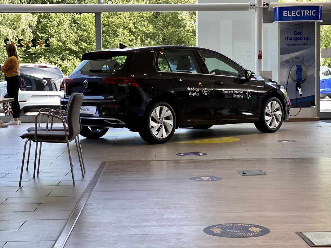 C2FD391D-39A6-453F-BC0B-CA53DA197CC8