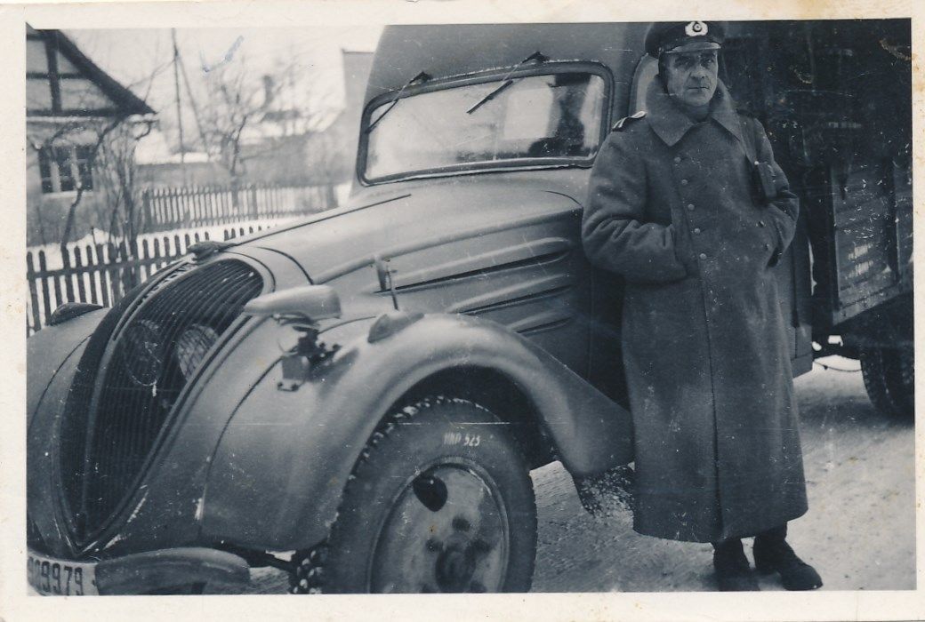 Foto Deutscher Soldat LKW 1942 Rußland