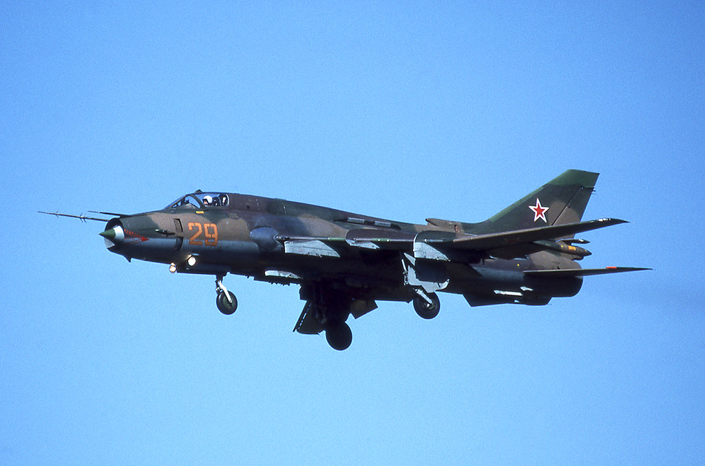 20 GvAPIB Su-17M4 29 yellow_10905_Aug 1993