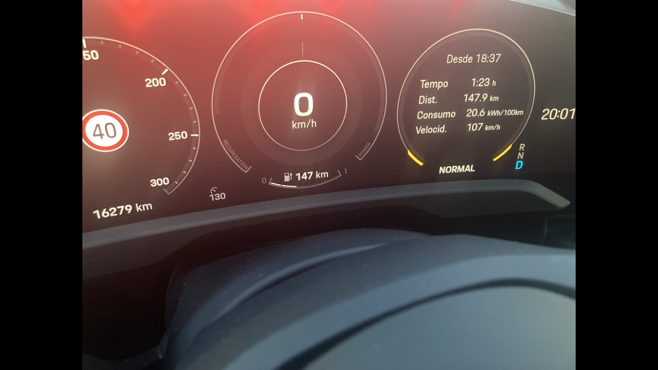 16989ADF-B637-4BC5-9998-37E8274DF64E