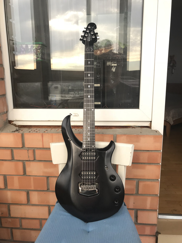 5476E984-AE82-4226-856A-C93D89486280