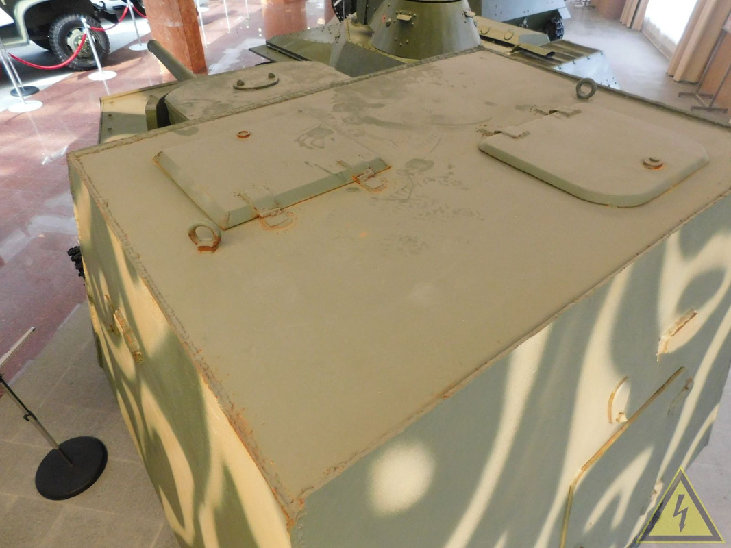 Макет советского бронированного трактор ХТЗ-16, Музейный комплекс УГМК, Верхняя Пышма DSCN5587