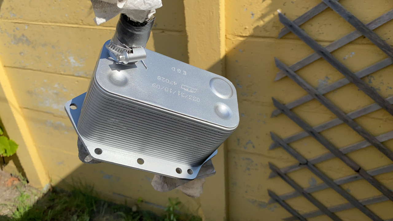 8C171781-945C-4E00-89E1-55556C1C2440