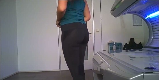 [Image: Voyeur57975100149.jpg]