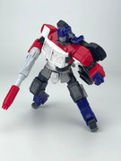 MB-18-ENERGY-COMMANDER-13