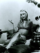 Barbara-Eden-d62