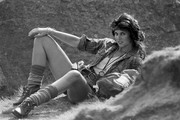 Caroline-Munro-c97