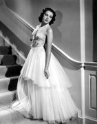 Linda-Darnell-c16