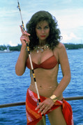 Valerie-Leon-b48