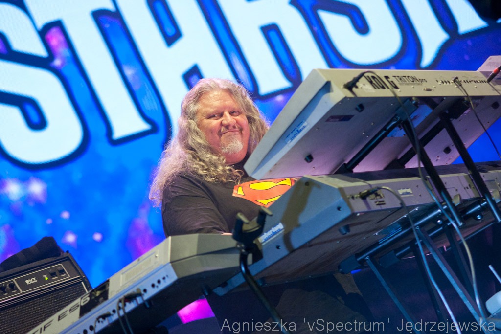 [Obrazek: v-Spectrum-Jefferson-Starship-1277.jpg]