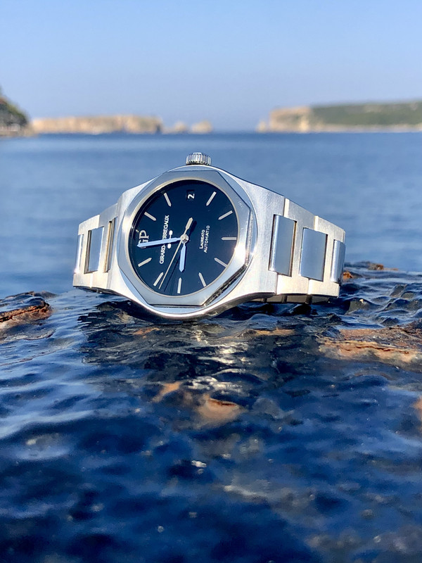 1E2863EF-8283-4FF0-9796-CB5C5A65E263