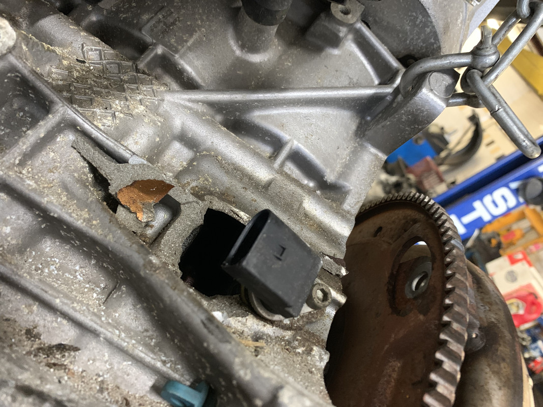 19058AB1-9B5F-4707-BAD4-B22FC34D4928