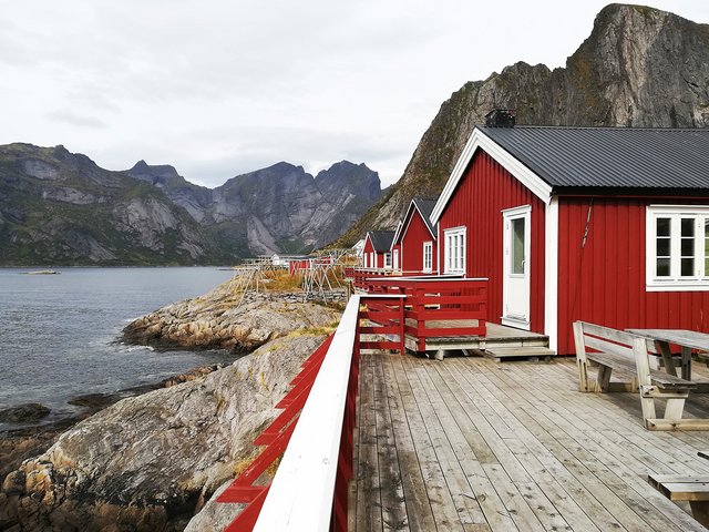 DÍA 8 – LOFOTEN: RAMBERG-KVALVIKA BEACH-HAMNØY-REINE-Subida al REINEBRINGEN - 12 días por Noruega: Bergen - Tromsø - Islas Lofoten - Oslo (7)