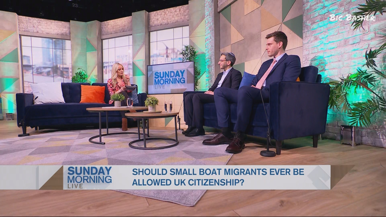 Sunday.Morning.Live.S00E23.ts_snapshot_00.32.55.857