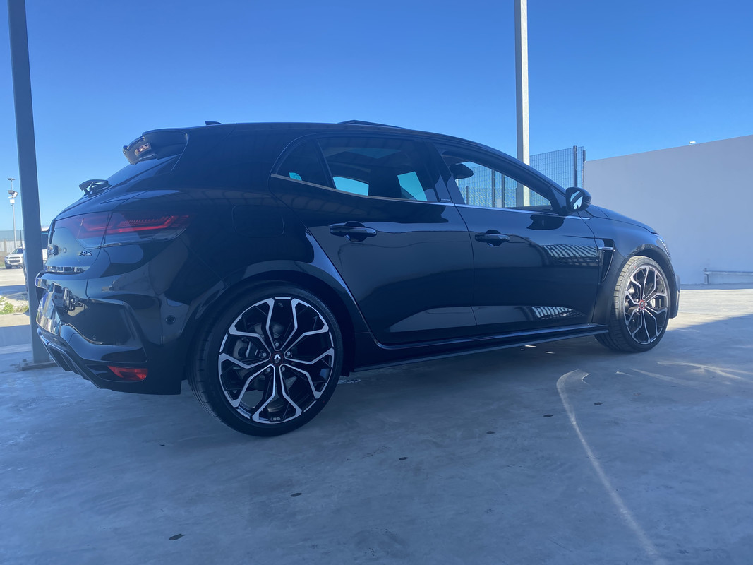 0614970B-EEF2-4268-A9C3-59F10D4AFCB9