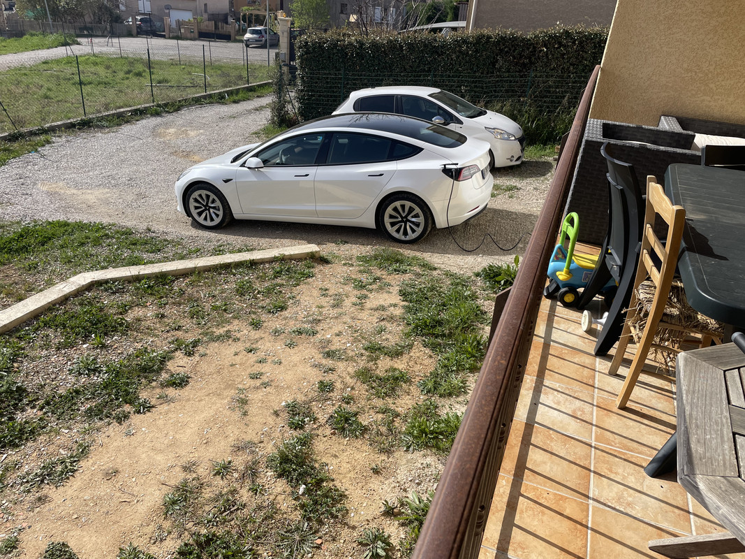 E63990A9-20D8-4131-9AEF-2C962F8F3F84