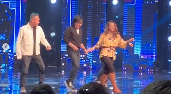 Anang Hermansyah, Ari Lasso dan Judika mengikuti koreografi Esther