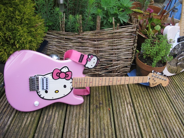 Hello on sale kitty telecaster