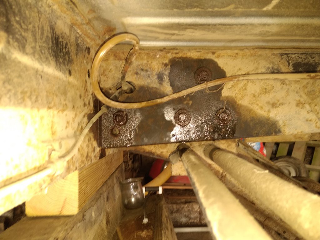 dépose train arrière côté droit