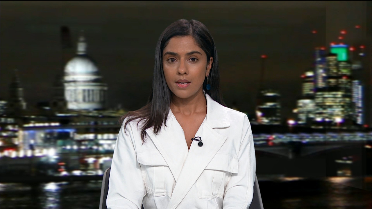 ITV News London_20201124_22502305.ts_snapshot_02.46.678