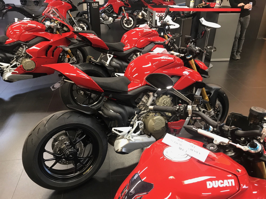 4692E9A1-A623-4CCF-8104-F8A4ADD8F50E