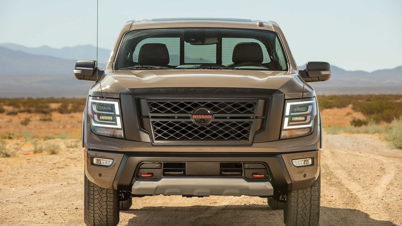 2020 Nissan Titan (16)
