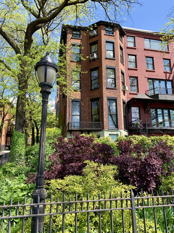 120B5DCB-6B52-4E67-B4E9-AE4D789C65BF