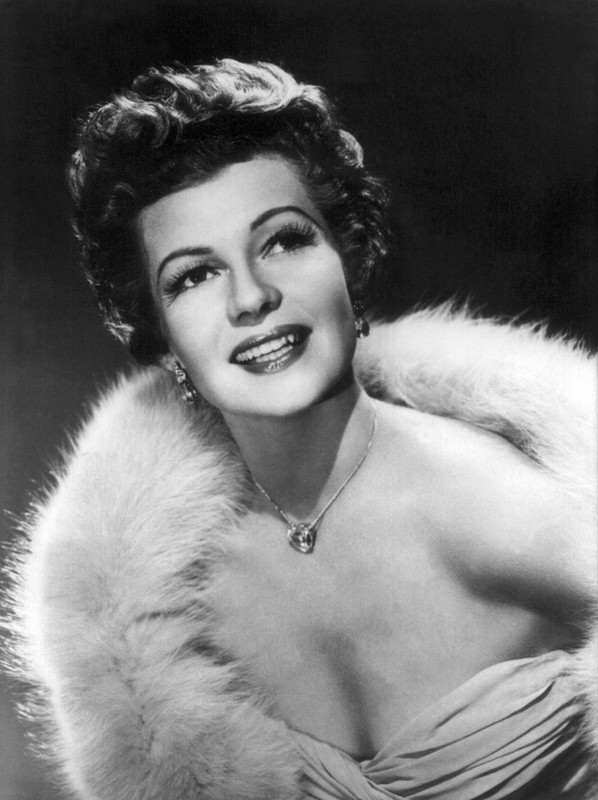 rita_hayworth_e23