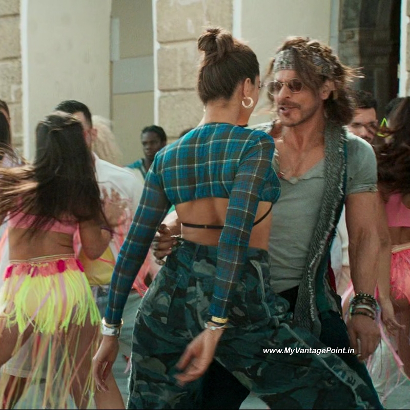 163-Deepika-Padukone-Hot-Scene-in-Pathaan-Movie-with-Shah-Rukh-Khan-My-Vantage-Point