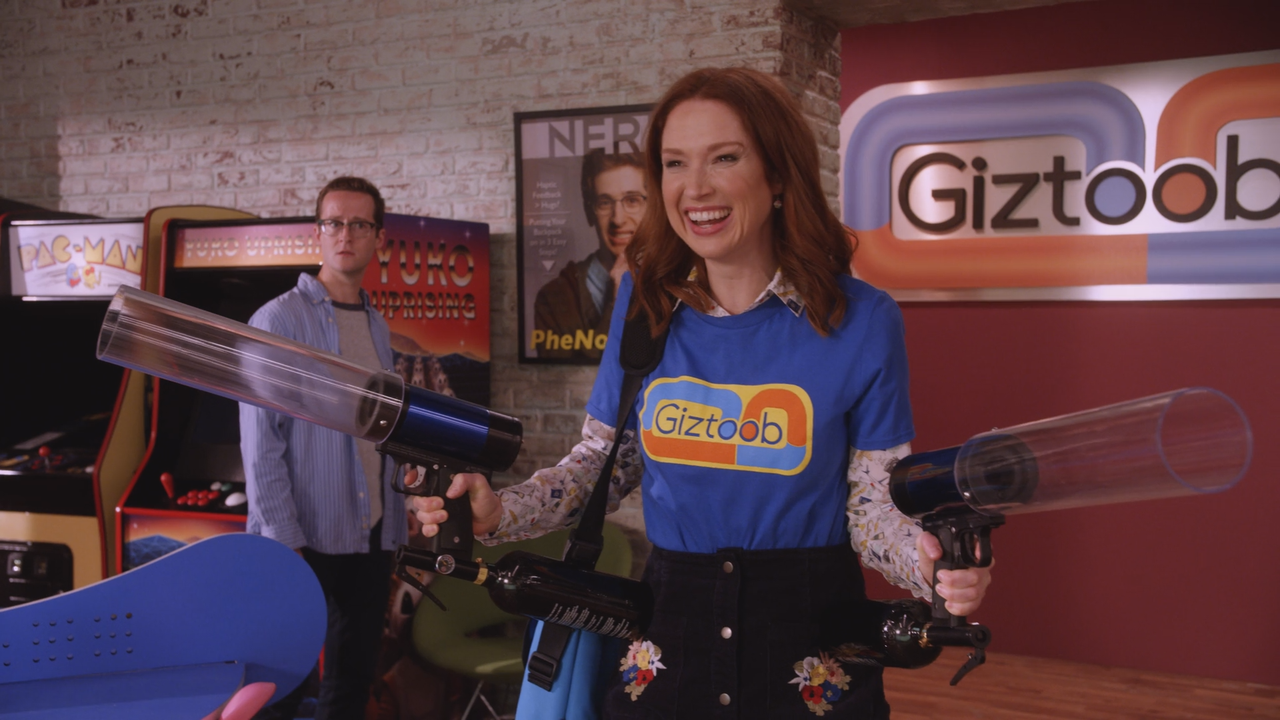 Unbreakable.Kimmy.Schmidt.4x01.Kimmy.E.Little.Girl.Big.City.ITA.