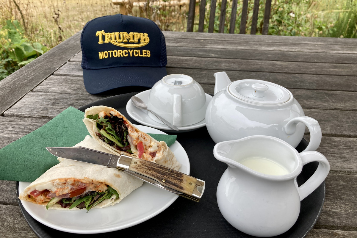 8587624F-0611-475F-BF29-42B44D620564